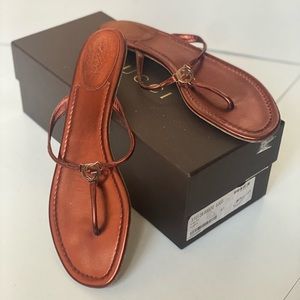 Gucci flip flops size 41 (Europe) color copper, metallic golden Gucci logo